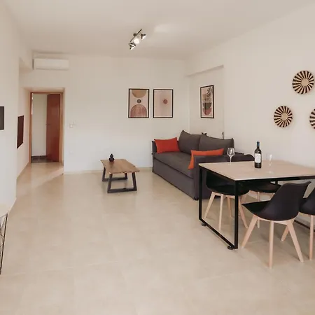 Ibis Chania,close To The * 干尼亞