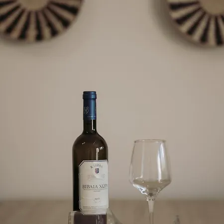 Ibis Chania,close To The 아파트