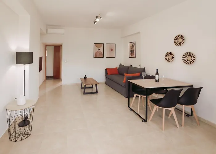 Ibis Chania,close To The * Χανιά