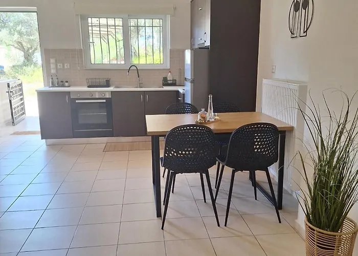 Ibis Chania,close To The Διαμέρισμα Χανιά